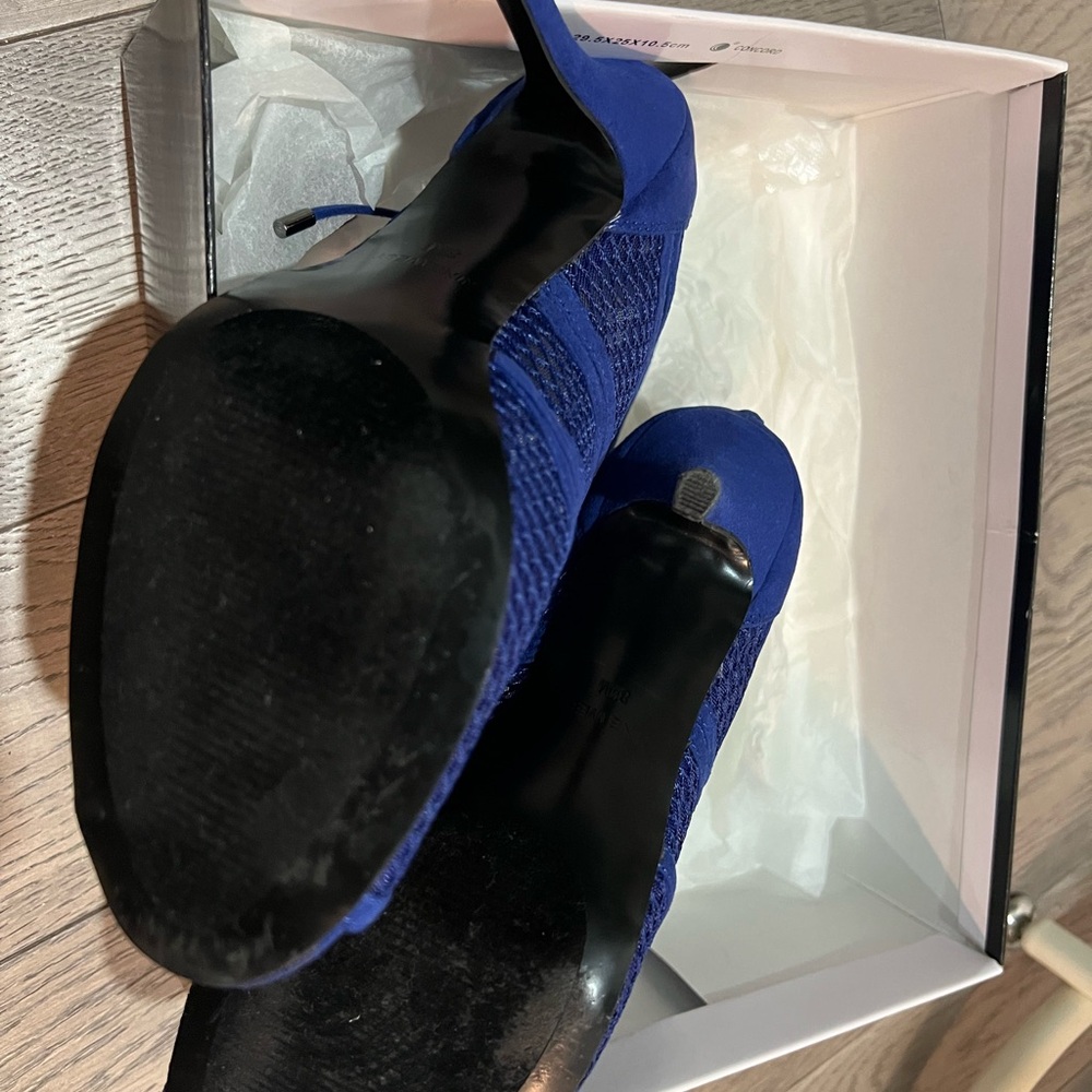 Elegant Blue Women's Shoes